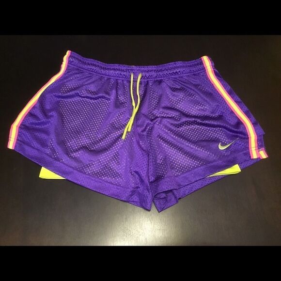 Nike Pants - Nike Women’s Compression Dri-Fit Shorts Sz Medium